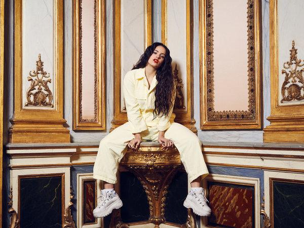 Rosalía in her iconic style.